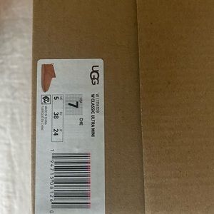 Classic ultra mini Uggs